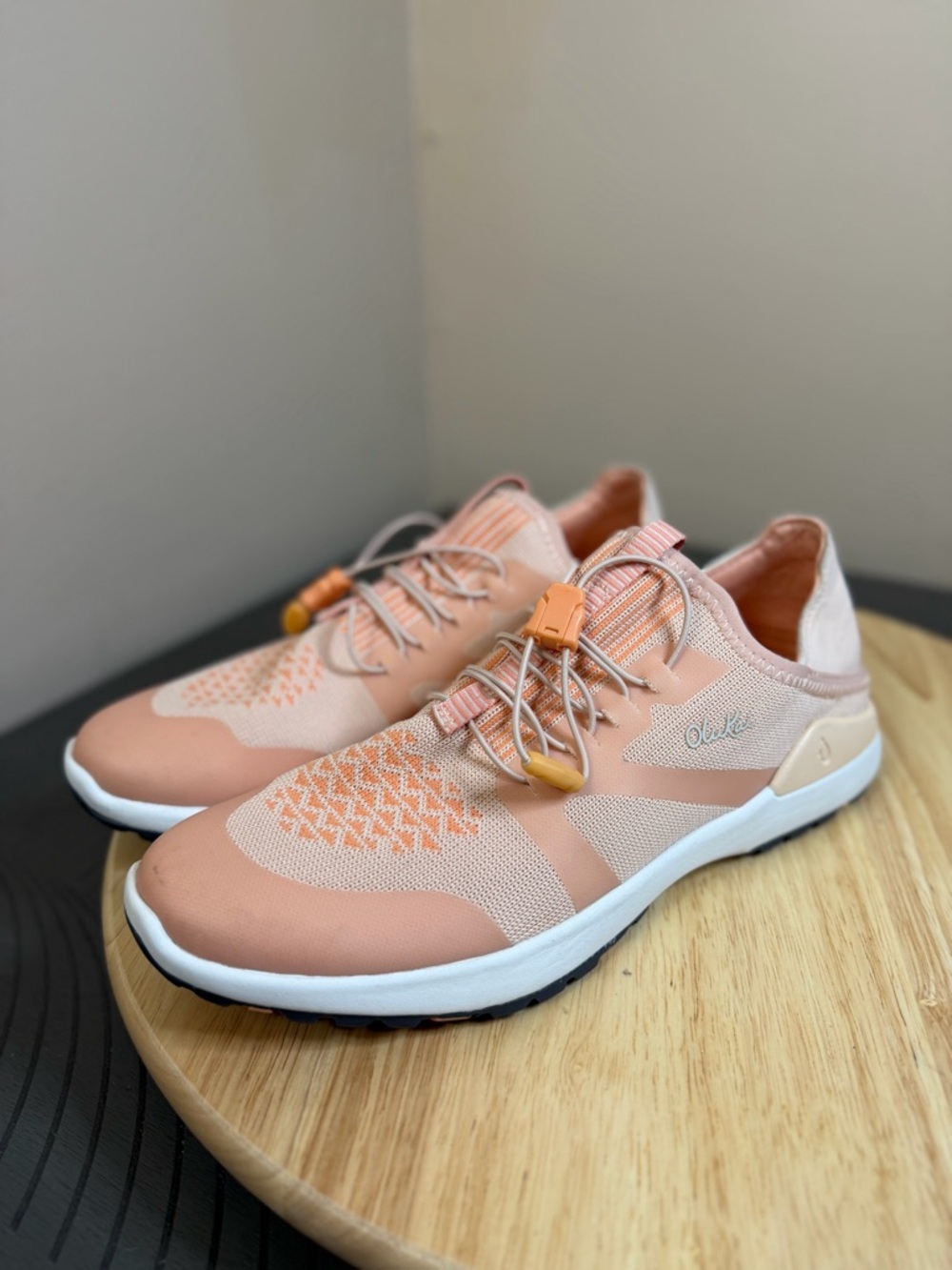 Olukai women’s  Miki Trainers shoes
